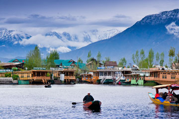 Kashmir Cab Rentals from Amritsar