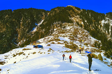 Chandigarh to Dharamshala (Mcleodganj) Tour